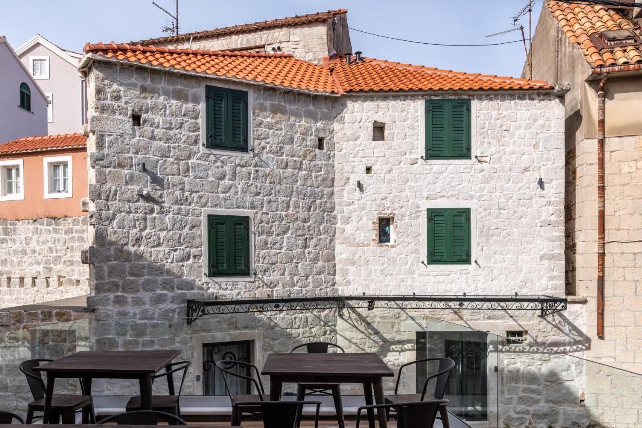 Historic Plaza Varos Split (Adults Only) Exterior photo